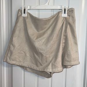 suede skort super soft